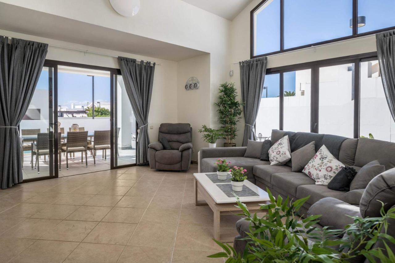 Casa Dubh Linn Playa Blanca  Esterno foto